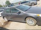 Toyota Camry Le Image 13