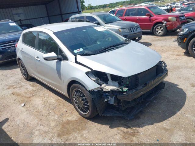  Salvage Kia Forte