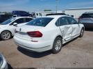 Volkswagen Passat 1.8t S Image 2