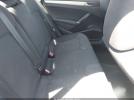 Volkswagen Passat 1.8t S Image 9