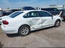 Volkswagen Passat 1.8t S Image 12