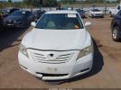 Toyota Camry Le Image 16