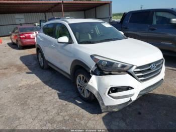  Salvage Hyundai TUCSON