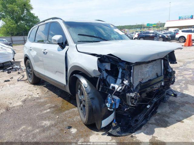  Salvage Kia Telluride