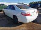 Toyota Camry Le Image 3