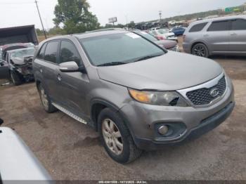  Salvage Kia Sorento