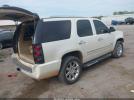 GMC Yukon Denali Image 11
