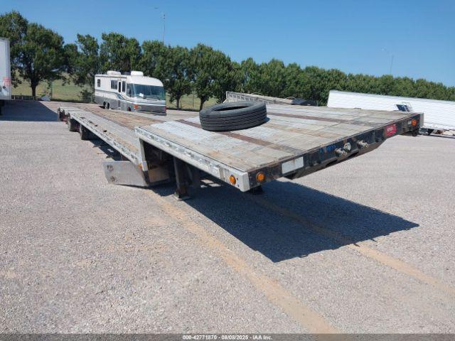  Salvage Doonan Trailer
