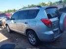 Toyota RAV4 Base V6 Image 5