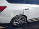 Nissan Pathfinder Platinum Image 2