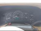 Chevrolet Suburban 1500 Ls Image 6