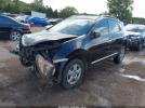 Nissan Rogue S Image 2
