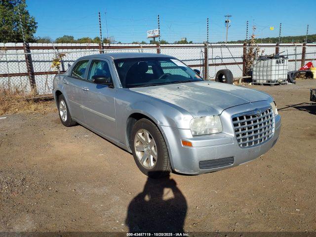  Salvage Chrysler 300