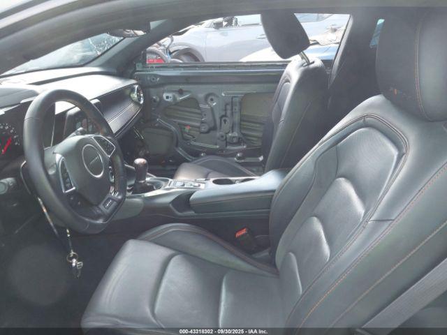 Chevrolet Camaro 2lt Image 11