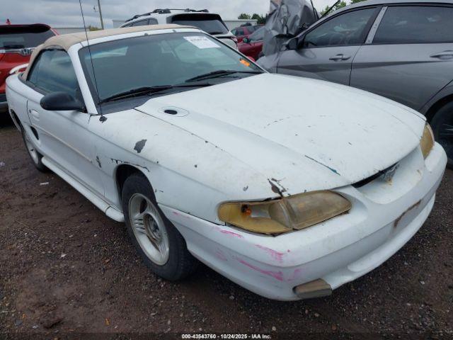  Salvage Ford Mustang