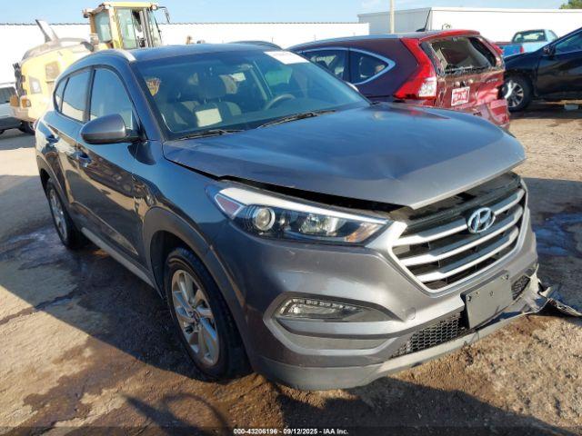  Salvage Hyundai TUCSON