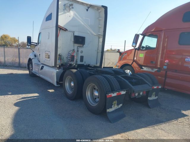 Kenworth T680 Image 6