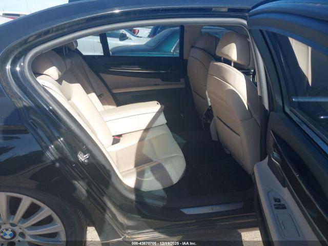 BMW 7 Series Xdrive Image 6