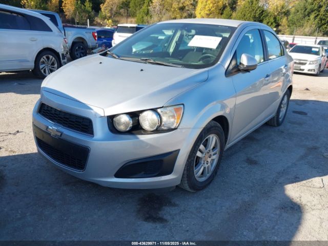 Chevrolet Sonic Lt Auto Image 10