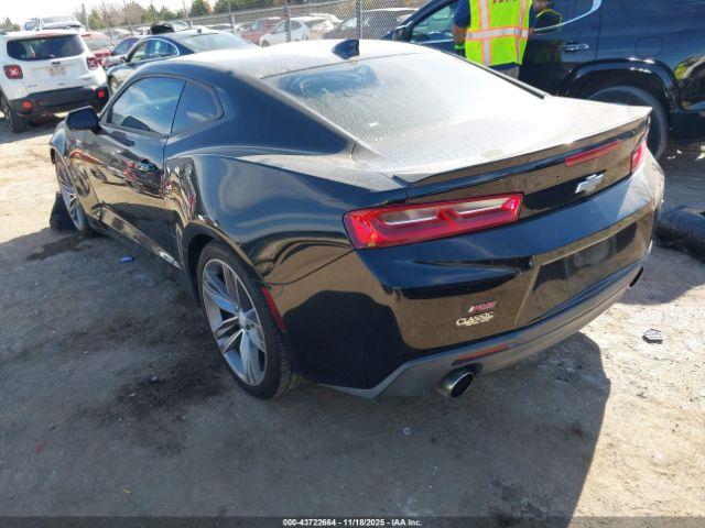 Chevrolet Camaro 1lt Image 10