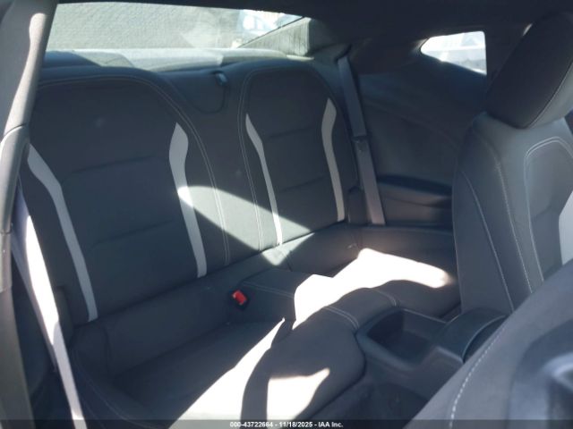 Chevrolet Camaro 1lt Image 16