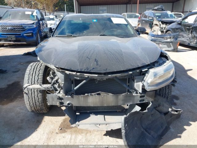 Chevrolet Camaro 1lt Image 5