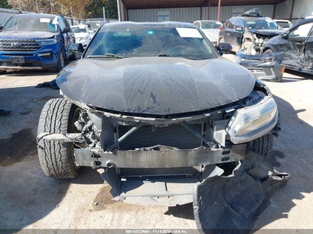 Chevrolet Camaro 1lt Image 5