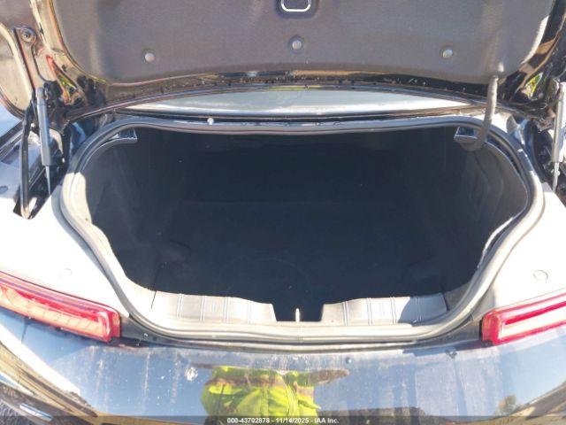 Chevrolet Camaro 1lt Image 17