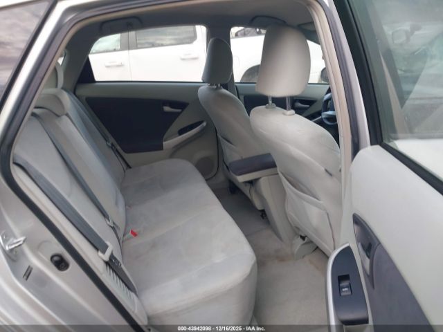 Toyota Prius Ii Image 11