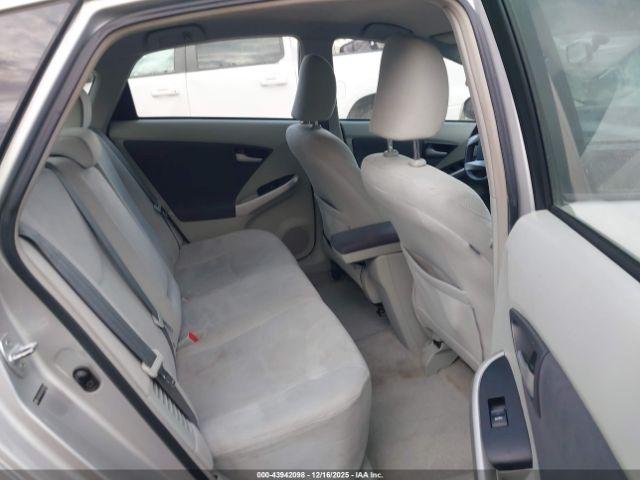 Toyota Prius Ii Image 11