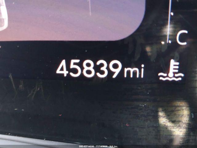 Buick Encore GX Preferred Fwd Image 11