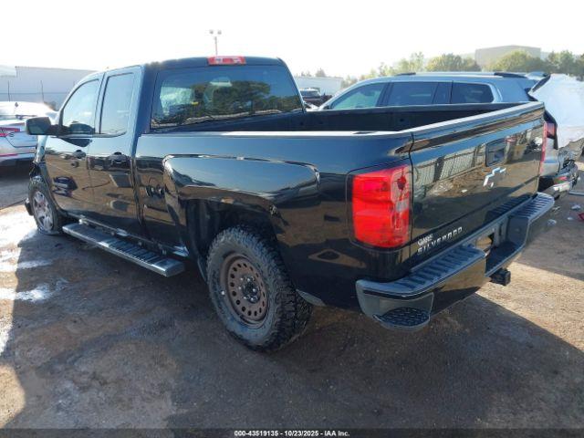 Chevrolet Silverado 1500 Wt Image 2