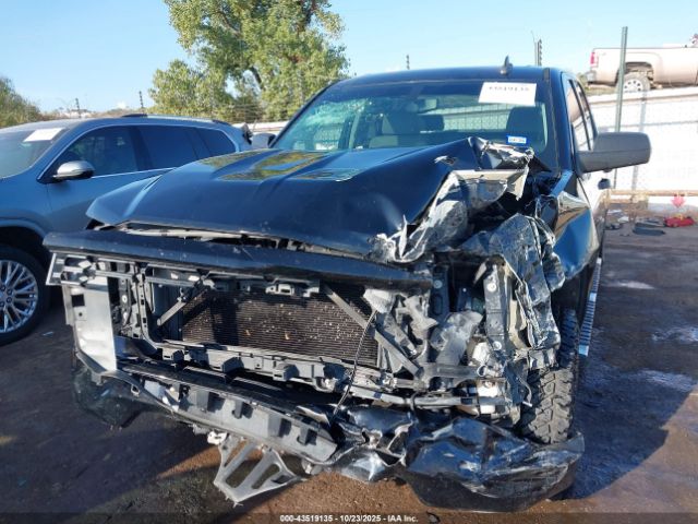 Chevrolet Silverado 1500 Wt Image 3