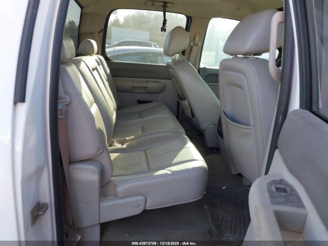 Chevrolet Silverado 1500 Lt Image 16