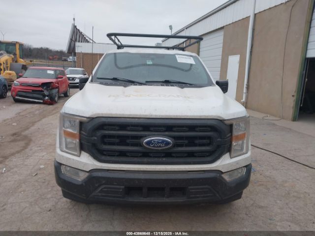 Ford F-150 Xl Image 13