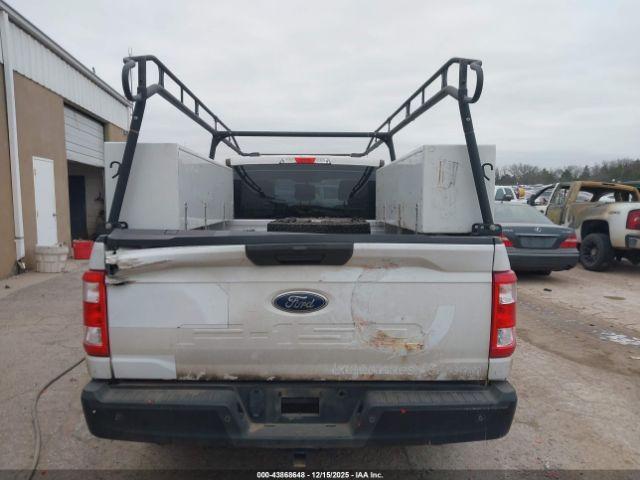 Ford F-150 Xl Image 17