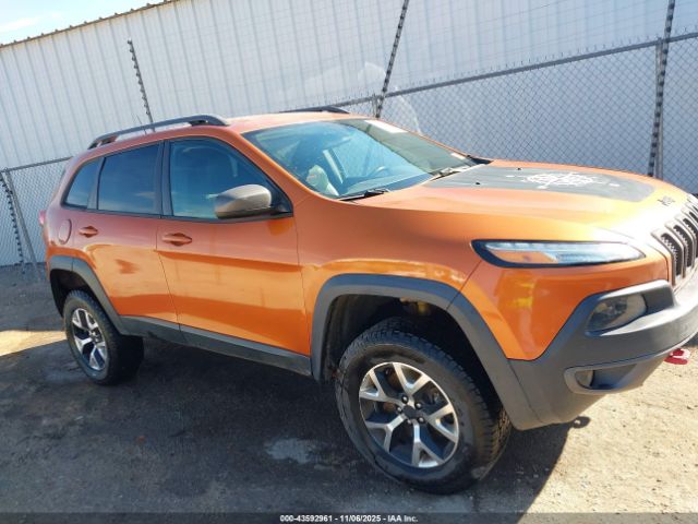 Jeep Cherokee Trailhawk Image 14