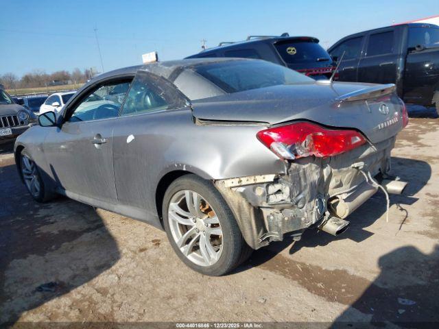 INFINITI G37 Image 11