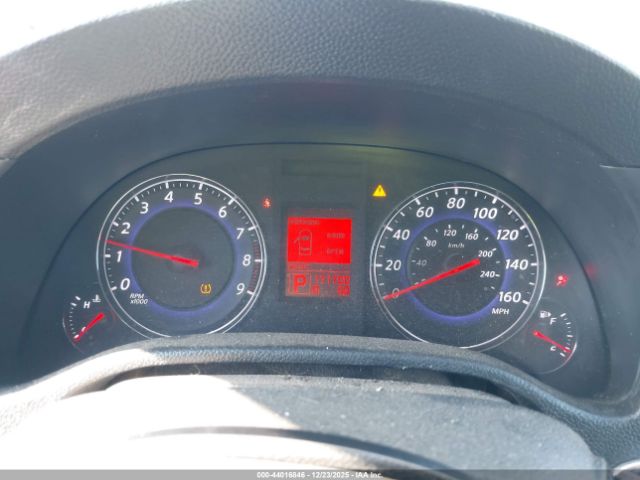 INFINITI G37 Image 12