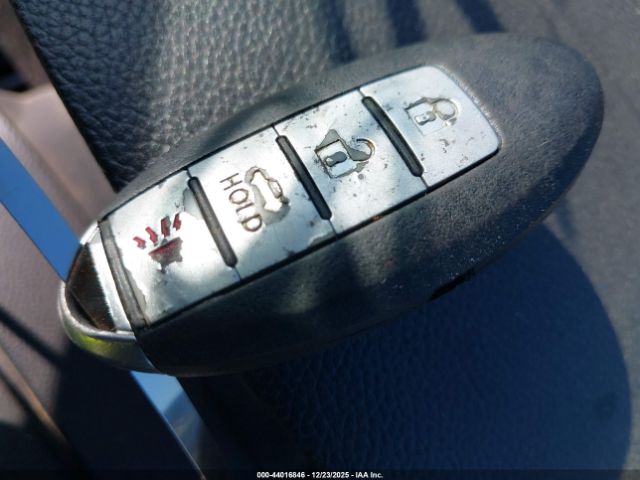 INFINITI G37 Image 8
