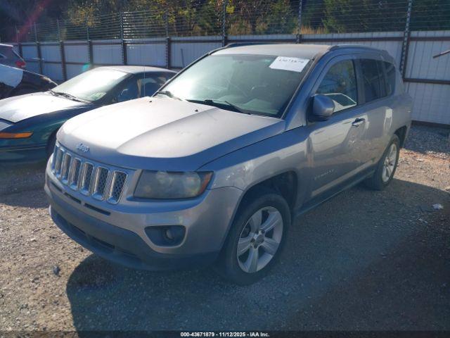 Jeep Compass Latitude Image 3
