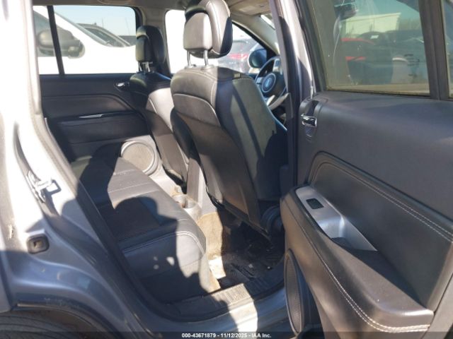 Jeep Compass Latitude Image 5