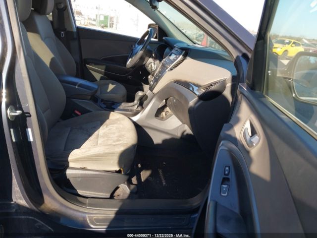 Hyundai SANTA FE Sport Image 9