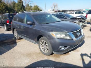  Salvage Nissan Pathfinder