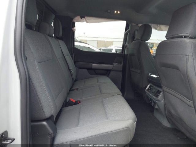 Ford F-150 Xlt Image 5