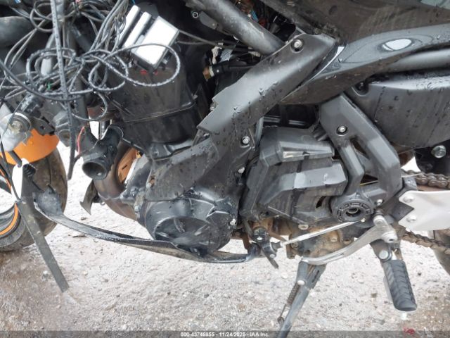 Kawasaki Ex650 P Image 13