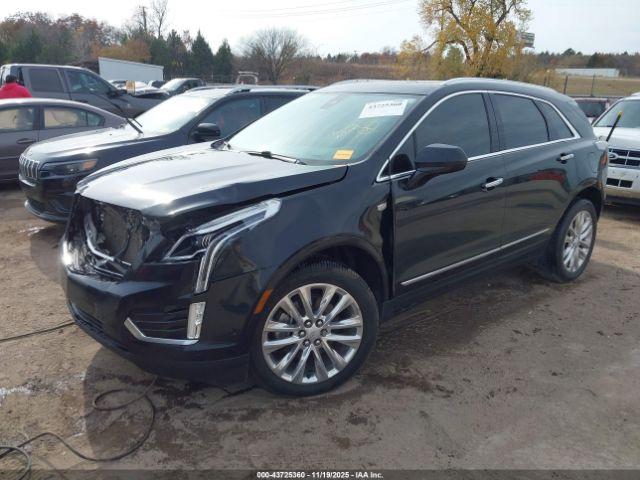 Cadillac XT5 Premium Luxury Image 2