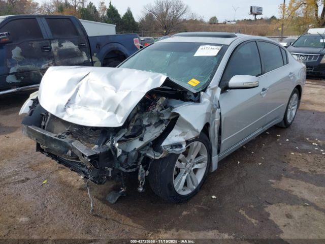 Nissan Altima 3.5 Sr Image 4