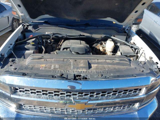 Chevrolet Silverado 2500 Wt Image 11