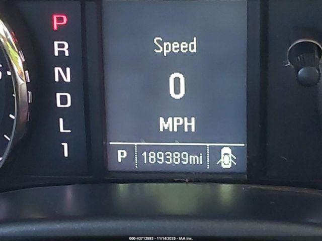 Chevrolet Silverado 2500 Wt Image 14